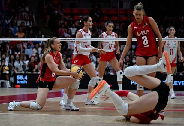 Poland v Belgium - FIVB Women’s World Volleyball Championship BANGKOK, THAILAND - AUGUST 30: Britt Herbots (3) of Belgium during the FIVB Women s World Volleyball Championship match between Poland and Belgium at Huamark Indoor Stadium in Bangkok, Thailand on August 30, 2025. Mustafa Hatipoglu Anadolu Banghok Thailand. Editorial use only. Please get in touch for any other usage.  Copyright: x2025xAnadoluxMustafaxHatipoglux