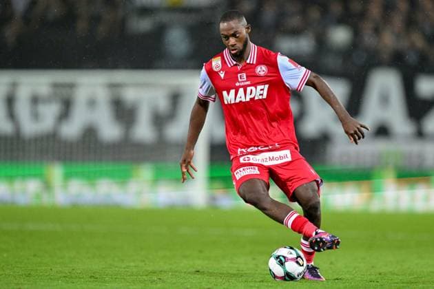 Football, Sadik Fofana moves from Grazer AK to US Lecce, archive pictures