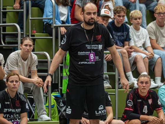 Manel Cirac Gascon, Head Coach TG Nuertingen , TG Nuertingen vs 1 FSV Mainz 05, Handball, 2 Bundesliga, Season 2025 2026, 30 08 2025 TG Nuertingen vs 1 FSV Mainz 05, Handball, 2 Bundesliga, Season 2025 2026, 30 08 2025 Nuertingen Copyright: xMichaelxSchmidt Eibner-Pressefotx EP_MST