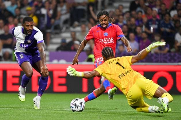 Football, France, FC Toulouse - Paris St. Germain
