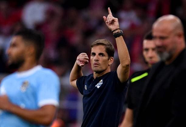 Russia Soccer Premier-League Spartak - Sochi 8992053 30.08.2025 Sochi s head coach Robert Moreno gestures during the Russian Premier League soccer match between Spartak Moscow and Sochi, in Moscow, Russia. Alexey Filippov Sputnik Moscow Russia  Copyright: xAlexeyxFilippovx