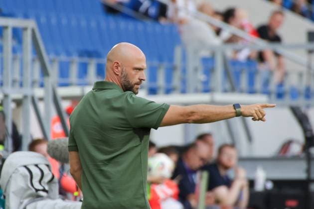 30 08 2025, xgrfx, Football DFB Supercup Women 2025, FC Bayern Munich VfL Wolfsburg v l Stephan Lerch VfL Wolfsburg DFL DFB REGULATIONS PROHIBIT ANY USE OF PHOTOGRAPHS as IMAGE SEQUENCES and or QUASI VIDEO Karlsruhe