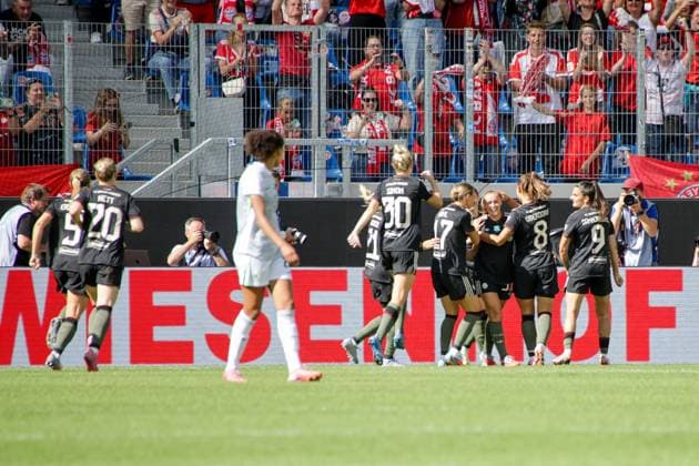 30 08 2025, xgrfx, Football DFB Supercup Women 2025, FC Bayern München VfL Wolfsburg v l Tor, Georgia Stanway FC Bayern München DFL DFB REGULATIONS PROHIBIT ANY USE OF PHOTOGRAPHS as IMAGE SEQUENCES and or QUASI VIDEO Karlsruhe