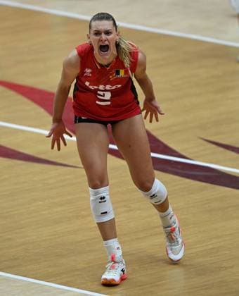 (250831) -- BANGKOK, Aug. 31, 2025 -- Britt Herbots of Belgium celebrates scoring during the round of 16 match between Poland and Belgium at the Volleyball Women s World Championship, WM, Weltmeisterschaft in Bangkok, Thailand, Aug. 30, 2025. ) (SP)THAILAND-BANGKOK-VOLLEYBALL-WOMEN S WORLD CHAMPIONSHIP-POLAND VS BELGIUM HouxZhaokang 