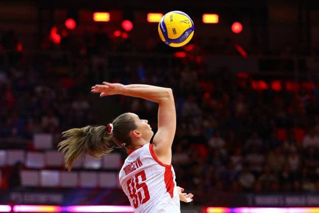 (250831) -- BANGKOK, Aug. 31, 2025 -- Magdalena Jurczyk of Poland competes during the round of 16 match between Poland and Belgium at the Volleyball Women s World Championship, WM, Weltmeisterschaft in Bangkok, Thailand, Aug. 30, 2025. ) (SP)THAILAND-BANGKOK-VOLLEYBALL-WOMEN S WORLD CHAMPIONSHIP-POLAND VS BELGIUM SunxWeitong 