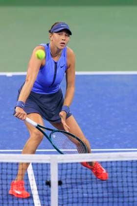August 30, 2025, Flushing Meadows, New York, USA: Amanda Anisimova hits a backhand return during a match against Jaqueline Cristian on Day 7 of the 2025 US Open at USTA Billie Jean King National Tennis Center on Saturday August 30, 2025 in the Flushing neighborhood of the Queens borough of New York City. JAVIER ROJAS PI Flushing Meadows USA - ZUMAp124 20250830_zaa_p124_123 Copyright: xJavierxRojasx