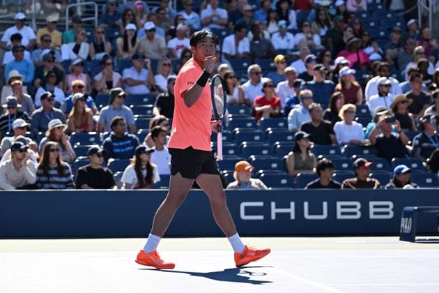 (250831) -- NEW YORK, Aug. 31, 2025 -- Coleman Wong of China s Hong Kong reacts during the men s singles third round match against Andrey Rublev of Russia at the 2025 US Open tennis championships in New York, the United States, Aug. 30, 2025. ) (SP)U.S.-NEW YORK-TENNIS-US OPEN-MEN S SINGLES-RUBLEV VS WONG LixRui 