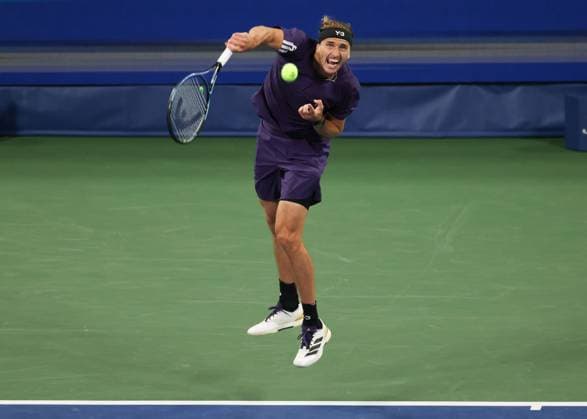 Alexander Zverev GER , US Open Championships 2023, USTA Billie Jean King National Tennis Center, Flushing Meadows, New York, USA Copyright: xJuergenxHasenkopfx