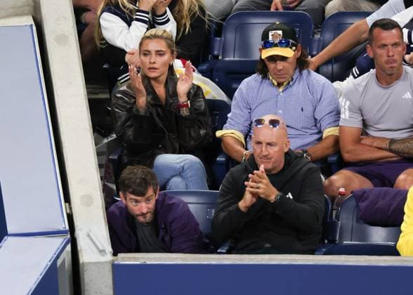 Alexander Zverev team in the players box, US Open Championships 2023, USTA Billie Jean King National Tennis Center, Flushing Meadows, New York, USA Copyright: xJuergenxHasenkopfx