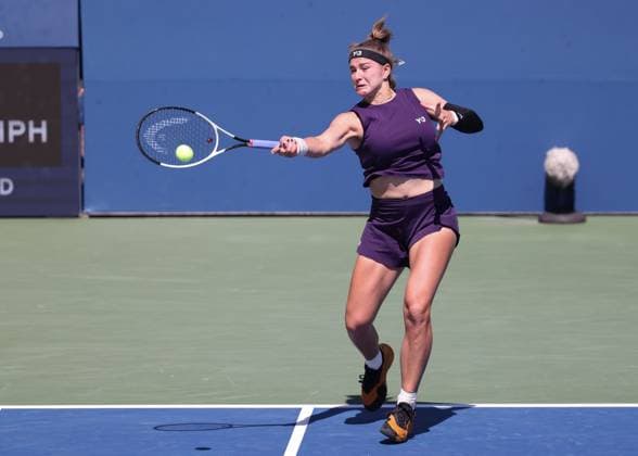 Karolina Muchova, from above, US Open Championships 2023, USTA Billie Jean King National Tennis Center, Flushing Meadows, New York, USA Copyright: xJuergenxHasenkopfx