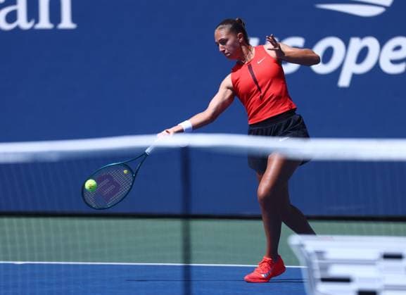 2025 US Open Tennis Championships, Day Seven, Billy Jean-King Tennis Centre, Flushing Meadows, New York, USA, 30 08 2025 Diane Parry (FRA) in action during her third round match against Marta Kostyuk (UKR) in the 2025 US Open at Flushing Meadows New York Billy Jean King Tennis Centre, Flushing Meadows New York USA Copyright: xMarkxGreenwoodx