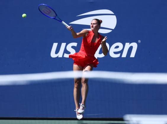 2025 US Open Tennis Championships, Day Seven, Billy Jean-King Tennis Centre, Flushing Meadows, New York, USA, 30 08 2025 Marta Kostyuk (UKR) in action during her third round match against Diane Parry (FRA) in the 2025 US Open at Flushing Meadows New York Billy Jean King Tennis Centre, Flushing Meadows New York USA Copyright: xMarkxGreenwoodx