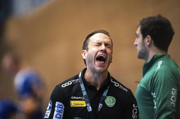 DAIKIN HBL HANDBALL MEN 1 BL 1 GAME DAY THSV EISENACH SC DHFK LEIPZIG FOR EDITORIAL PURPOSES ONLY p 30 08 2025 Eisenach DAIKIN HBL Handball 1 Bundesliga Herren Saison 2025 2026 1 Spieltag Werner Assmann Halle ThSV Eisenach SC DHfK Leipzig 31 27 im Foto Trainer Raul Alonso SC DHfK Leipzig Germany Thüringen Eisenach Copyright SaschaxFromm Copyright: SaschaxFromm doc826lbuu2jns1j3to1az4 ,EDITORIAL USE ONLY Copyright: SaschaxFromm