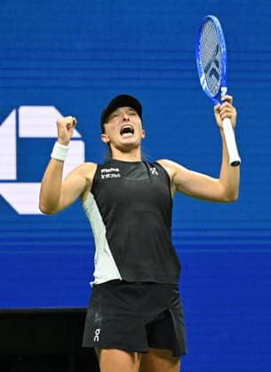 Iga Swiatek of Pol reacts after defeating Anna Kalinskya on Arthur Ashe Stadium on day 7 at the 2025 US Open Tennis Championship at the USTA Billie Jean King National Tennis Center in New York City on Saturday, August 30, 2025.  NYP20250830304 LARRYxMARANO