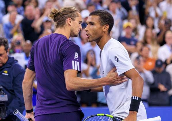 August 30, 2025, Flushing Meadows, New York, USA: Felix Auger-Aliassime shakes hands with Alexander Zverev after winning his match on Day 7 of the 2025 US Open at USTA Billie Jean King National Tennis Center on Saturday August 30, 2025 in the Flushing neighborhood of the Queens borough of New York City. JAVIER ROJAS PI Flushing Meadows USA - ZUMAp124 20250830_zaa_p124_155 Copyright: xJavierxRojasx