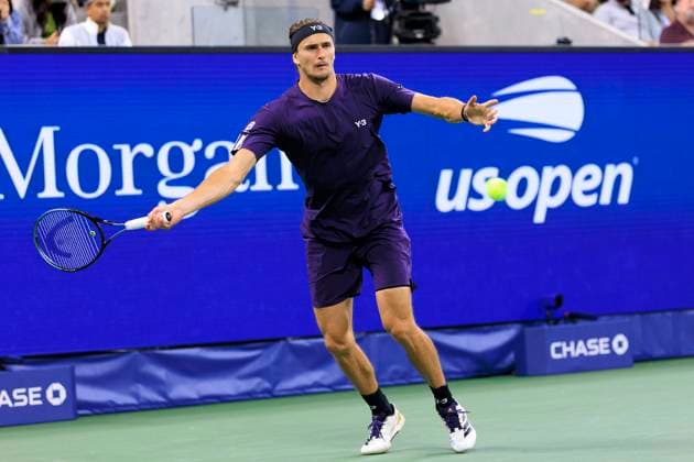 August 30, 2025, Flushing Meadows, New York, USA: Alexander Zverev hits a forehand during a match against Felix Auger-Aliassime on Day 7 of the 2025 US Open at USTA Billie Jean King National Tennis Center on Saturday August 30, 2025 in the Flushing neighborhood of the Queens borough of New York City. JAVIER ROJAS PI Flushing Meadows USA - ZUMAp124 20250830_zaa_p124_180 Copyright: xJavierxRojasx