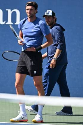 US Open - Arthur Rinderknech Training Arthur Rinderknech (FRA) with his coach Lucas Pouille (FRA) at the 2025 US Open at Billie Jean National Tennis Center in New York City, NY, USA, on August 30, 2025. Photo by Corinne Dubreuil ABACAPRESS.COM New York City United States  Copyright: xDubreuilxCorinne ABACAx