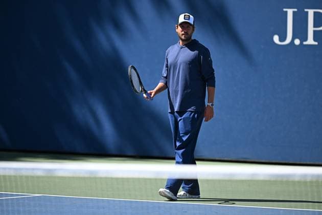 US Open - Arthur Rinderknech Training Arthur Rinderknech (FRA) with his coach Lucas Pouille (FRA) at the 2025 US Open at Billie Jean National Tennis Center in New York City, NY, USA, on August 30, 2025. Photo by Corinne Dubreuil ABACAPRESS.COM New York City United States  Copyright: xDubreuilxCorinne ABACAx