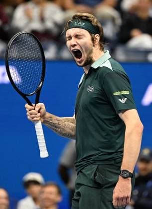 Alexander Bublik of KAZ Vs Tommy Paul of USA on Arthur Ashe Stadium on day 7 at the 2025 US Open Tennis Championship at the USTA Billie Jean King National Tennis Center in New York City on Saturday, August 30, 2025.  NYP20250830320 LARRYxMARANO