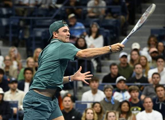 Tommy Paul of USA Vs Alexander Bublik of KAZ on Arthur Ashe Stadium on day 7 at the 2025 US Open Tennis Championship at the USTA Billie Jean King National Tennis Center in New York City on Saturday, August 30, 2025.  NYP20250830323 LARRYxMARANO