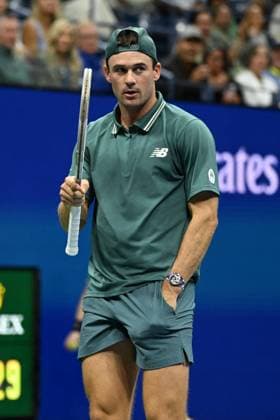Tommy Paul of USA Vs Alexander Bublik of KAZ on Arthur Ashe Stadium on day 7 at the 2025 US Open Tennis Championship at the USTA Billie Jean King National Tennis Center in New York City on Saturday, August 30, 2025.  NYP20250830324 LARRYxMARANO