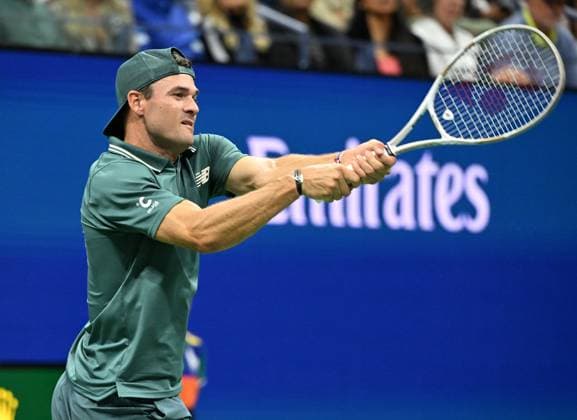 Tommy Paul of USA Vs Alexander Bublik of KAZ on Arthur Ashe Stadium on day 7 at the 2025 US Open Tennis Championship at the USTA Billie Jean King National Tennis Center in New York City on Saturday, August 30, 2025.  NYP20250830328 LARRYxMARANO