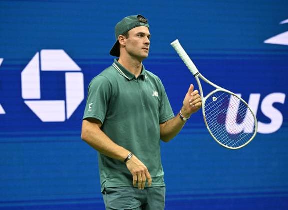Tommy Paul of USA Vs Alexander Bublik of KAZ on Arthur Ashe Stadium on day 7 at the 2025 US Open Tennis Championship at the USTA Billie Jean King National Tennis Center in New York City on Saturday, August 30, 2025.  NYP20250830332 LARRYxMARANO