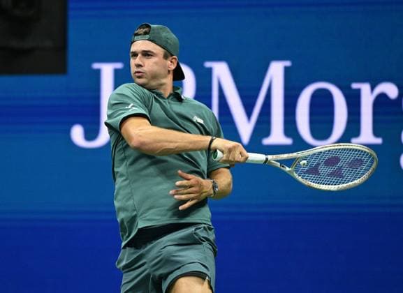 Tommy Paul of USA Vs Alexander Bublik of KAZ on Arthur Ashe Stadium on day 7 at the 2025 US Open Tennis Championship at the USTA Billie Jean King National Tennis Center in New York City on Saturday, August 30, 2025.  NYP20250830335 LARRYxMARANO