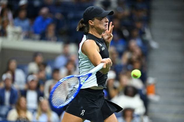 US Open - Third Round Iga Swiatek (POL) during her third round match at the 2025 US Open at Billie Jean National Tennis Center in New York City, NY, USA, on August 30, 2025. Photo by Corinne Dubreuil ABACAPRESS.COM New York City United States  Copyright: xDubreuilxCorinne ABACAx