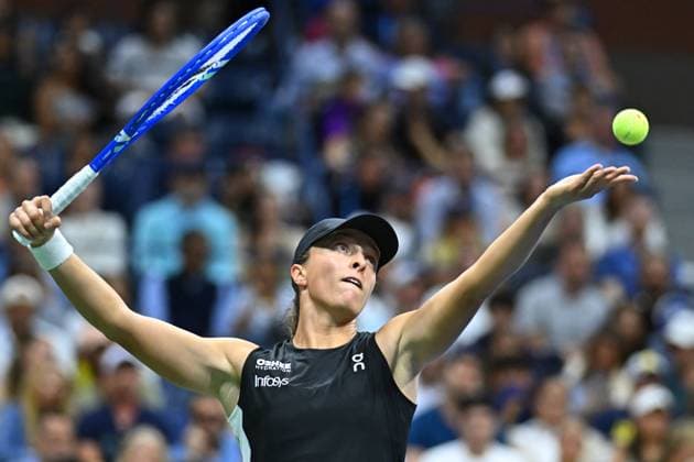 US Open - Third Round Iga Swiatek (POL) during her third round match at the 2025 US Open at Billie Jean National Tennis Center in New York City, NY, USA, on August 30, 2025. Photo by Corinne Dubreuil ABACAPRESS.COM New York City United States  Copyright: xDubreuilxCorinne ABACAx
