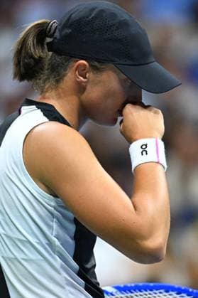 US Open - Third Round Iga Swiatek (POL) during her third round match at the 2025 US Open at Billie Jean National Tennis Center in New York City, NY, USA, on August 30, 2025. Photo by Corinne Dubreuil ABACAPRESS.COM New York City United States  Copyright: xDubreuilxCorinne ABACAx