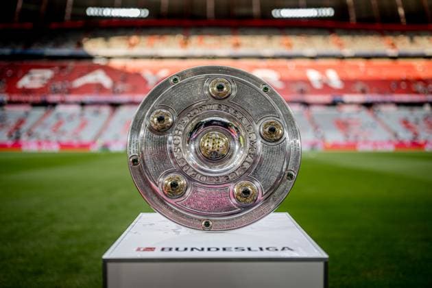 The championship trophy before the match on a stand Football 1 Bundesliga, Matchday 1 FC Bayern Muenchen RB Leipzig 6 0 August 22, 2025 Munich, Allianz Arena FC Bayern Muenchen RB Leipzig 6 0