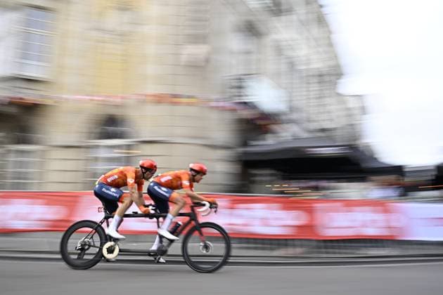 Netherlands Vincent Ter Schure and pilot Timo Fransen (MB) pictured in action during the road race at the UCI Para-cycling Road World Championships, Sunday 31 August 2025, in Ronse. The UCI Para-Cycling Road World Championships take place from 28 to 31 Augustus in Ronse. JASPERxJACOBS  x132917114x