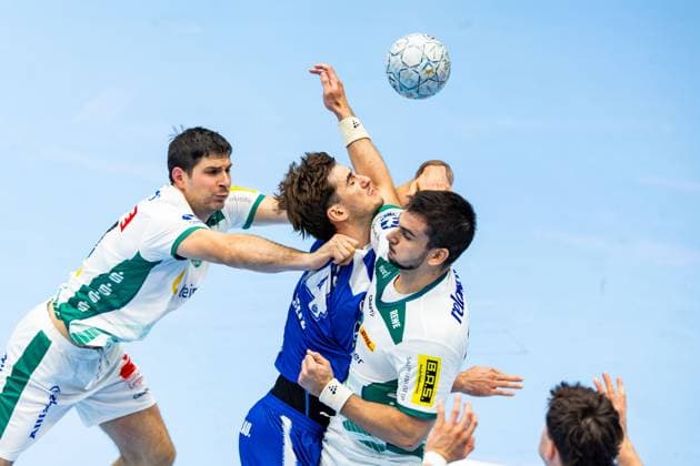 30 08 2025, GER, Handball, Men, Season 25 26, Daikin 1 Bl, 1 Matchday ThSV Eisenach SC DHfK Leipzig Marko Mamic SC DHfK Leipzig Luka Rogan SC DHfK Leipzig Stephan Seitz ThSV Eisenach,44 99817 Eisenach Werner Assmann Halle Am Sportp Thueringen Germany
