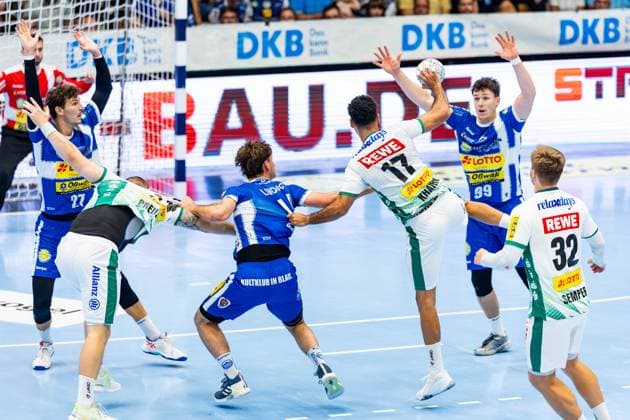 30 08 2025, GER, Handball, Men, Season 25 26, Daikin 1 Bl, 1 Matchday ThSV Eisenach SC DHfK Leipzig Stephan Seitz ThSV Eisenach,44 Ahmed Moustafa Kjairi Nasralla SC DHfK Leipzig Moritz Preuss SC DHfK Leipzig 99817 Eisenach Werner Assmann Halle Am Sportp Thueringen Germany