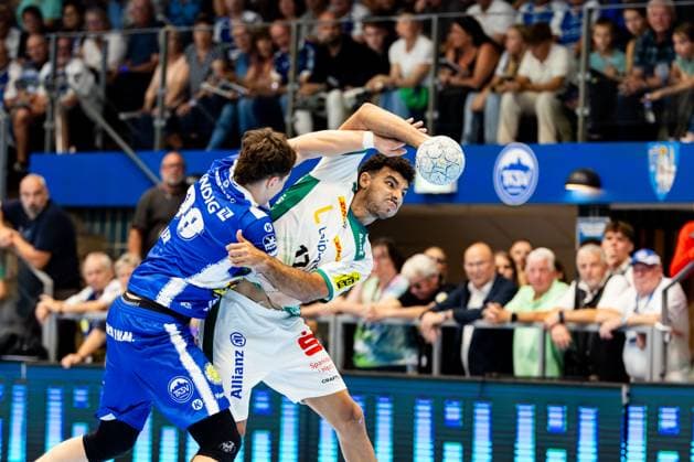30 08 2025, GER, Handball, Men, Season 25 26, Daikin 1 Bl, 1 Matchday ThSV Eisenach SC DHfK Leipzig Tillman Leu ThSV Eisenach,99 Ahmed Moustafa Kjairi Nasralla SC DHfK Leipzig 99817 Eisenach Werner Assmann Halle Am Sportp Thueringen Germany
