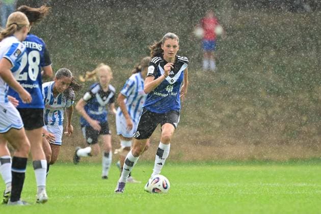 Soccer I Women I Season 2025 2026 I Test match I Hamburger SV SC Heerenveen I 30 08 2025 Lotta Wrede 32, Hamburger SV Varel Obenstroh, A Place Lower Saxony Germany Copyright: xLobeca FelixxSchlikisx
