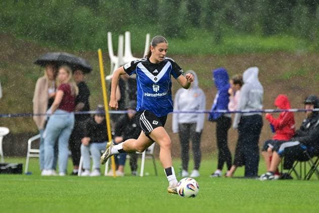 Soccer I Women I Season 2025 2026 I Test match I Hamburger SV SC Heerenveen I 30 08 2025 Leni Marie Eggert 29, Hamburger SV Varel Obenstroh, A Place Lower Saxony Germany Copyright: xLobeca FelixxSchlikisx