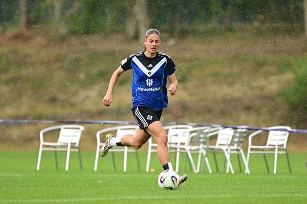 Soccer I Women I Season 2025 2026 I Test match I Hamburger SV SC Heerenveen I 30 08 2025 Leni Marie Eggert 29, Hamburger SV Varel Obenstroh, A Place Lower Saxony Germany Copyright: xLobeca FelixxSchlikisx