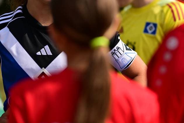 Soccer I Women I Season 2025 2026 I Test match I Hamburger SV SC Heerenveen I 30 08 2025 Symbol, Symbolic image, Symbolic picture, Symbol, Representation, Signum HSV Binde, Women, Crest Varel Obenstroh, A Place Lower Saxony Germany Copyright: xLobeca FelixxSchlikisx