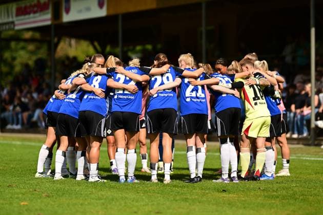 Soccer I Women I Season 2025 2026 I Test match I Hamburger SV SC Heerenveen I 30 08 2025 Hamburger SV Women together Varel Obenstroh, A Place Lower Saxony Germany Copyright: xLobeca FelixxSchlikisx