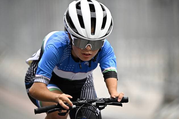 Uzbekistan Kamola Nurillaeva (WC4) pictured in action during the road race at the UCI Para-cycling Road World Championships, Sunday 31 August 2025, in Ronse. The UCI Para-Cycling Road World Championships take place from 28 to 31 Augustus in Ronse. JASPERxJACOBS  x132920467x