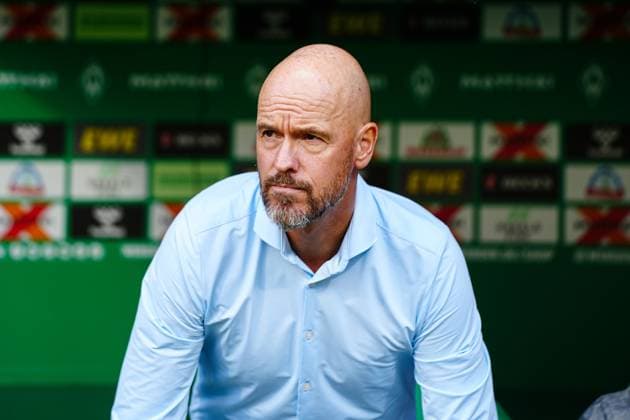 Erik ten Hag Bayer 04 Leverkusen, Coach GER, SV Werder Bremen vs Bayer 04 Leverkusen, Football, Bundesliga, Matchday 2, Season 2025 2026, 30 08 2025 DFL REGULATIONS PROHIBIT ANY USE OF PHOTOGRAPHS AS IMAGE SEQUENCES AND OR QUASI VIDEO GER, SV Werder Bremen vs Bayer 04 Leverkusen, Football, Bundesliga, Matchday 2, Season 2025 2026, 30 08 2025 Bremen Copyright: xEibner-Pressefoto MarcelxvonxFehrnx EP_MFN