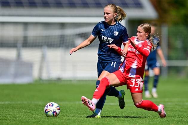 v li Cecilia Way Bochum, 11 Greta Hünten Huenten, FCB, 33 in duel, duel, tackle, dynamic, action, action, 31 08 2025, Aschheim Germany , Football,2 Women Bundesliga, FC Bayern München II VfL Bochuim, DFB DFL REGULATIONS PROHIBIT ANY USE OF PHOTOGRAPHS AS IMAGE SEQUENCES AND OR QUASI VIDEO xslx