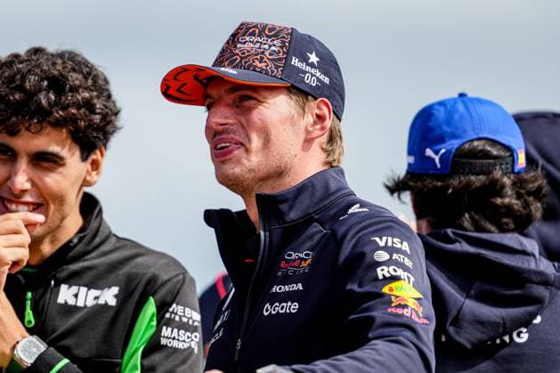 2025-08-31 F1 - Heineken Dutch GP - Grand Prix Drivers Parade ZANDVOORT, NETHERLANDS - AUGUST 31: Max Verstappen of Red Bull Racing at the Grand Prix Drivers Parade during F1 - Heineken Dutch GP on August 31, 2025 in Zandvoort, Netherlands. Zandvoort Netherlands Content not available for redistribution in The Netherlands directly or indirectly through any third parties. Copyright: xAndrexWeeningx