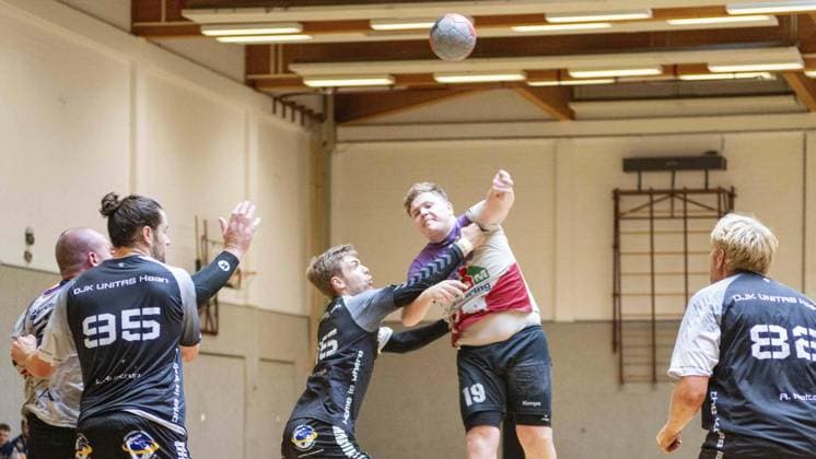 Handball test match HSG Hiesfeld Aldenrade Unitas Haan FOR EDITORIAL PURPOSES ONLY p HSG Hiesfeld Aldenrade and Unitas Haan will meet in a handball test match on Sunday, 31 August 2025, in Dinslaken, Germany NRW Dinslaken Copyright ChristianxCreon Copyright: ChristianxCreon doc826rjg8hkq919c00rfey ,EDITORIAL USE ONLY Copyright: ChristianxCreon