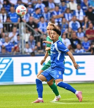 31 08 2025 Soccer Season 2025 2026 2 Soccer Bundesliga 04 Matchday 1 FC Magdeburg FCM SpVgg Greuther Fürth Kleeblatt Sportfoto Zink xwoxzix DFL regulations prohibit any use of photographs as image sequences and or quasi video only for editorial use Laurin Ulrich 8, 1 FC Magdeburg FCM vor Mathias Flaga Olesen 8, SpVgg Greuther Fürth