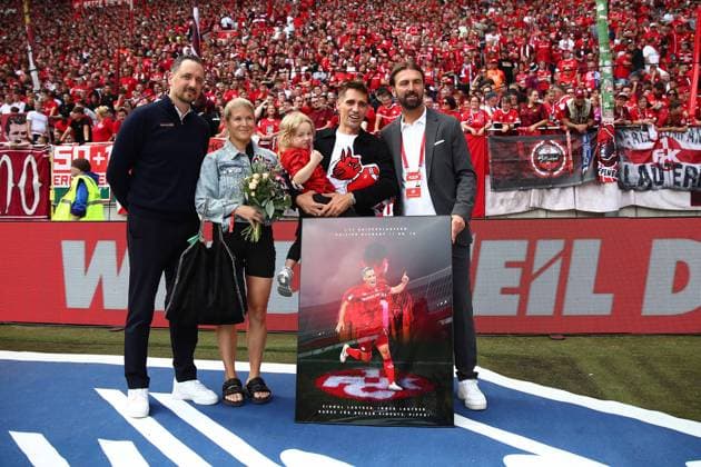 31 08 2025, xmohx, Soccer 2 Bundesliga, 1 FC Kaiserslautern SV Darmstadt 98 v l Manager Thomas Hengen 1 FC Kaiserslautern Philipp Klement Sports Director Marcel Klos 1 FC Kaiserslautern DFL DFB REGULATIONS PROHIBIT ANY USE OF PHOTOGRAPHS as IMAGE SEQUENCES and or QUASI VIDEO Kaiserslautern