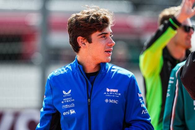 2025-08-31 F1 - Heineken Dutch GP - Grand Prix Drivers Parade ZANDVOORT, NETHERLANDS - AUGUST 31: Franco Colapinto of Alpine at the Grand Prix Drivers Parade during F1 - Heineken Dutch GP on August 31, 2025 in Zandvoort, Netherlands. Zandvoort Netherlands Content not available for redistribution in The Netherlands directly or indirectly through any third parties. Copyright: xAndrexWeeningx