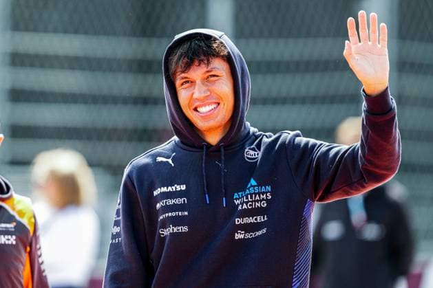 2025-08-31 F1 - Heineken Dutch GP - Grand Prix Drivers Parade ZANDVOORT, NETHERLANDS - AUGUST 31: Alexander Albon of Williams at the Grand Prix Drivers Parade during F1 - Heineken Dutch GP on August 31, 2025 in Zandvoort, Netherlands. Zandvoort Netherlands Content not available for redistribution in The Netherlands directly or indirectly through any third parties. Copyright: xAndrexWeeningx